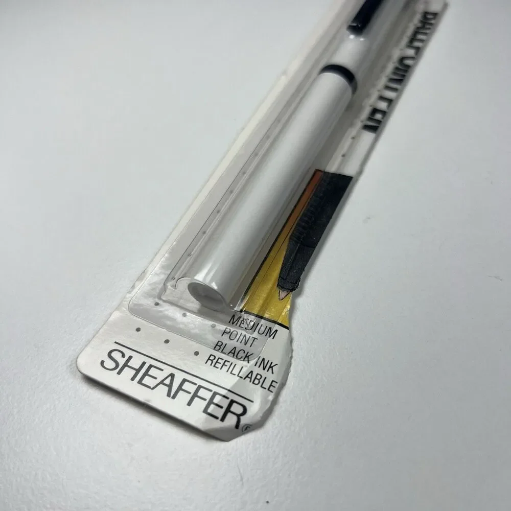 Vtg Sheaffer White Delta Grip Ball Point Pen Refillable Medium Blk NOS -read